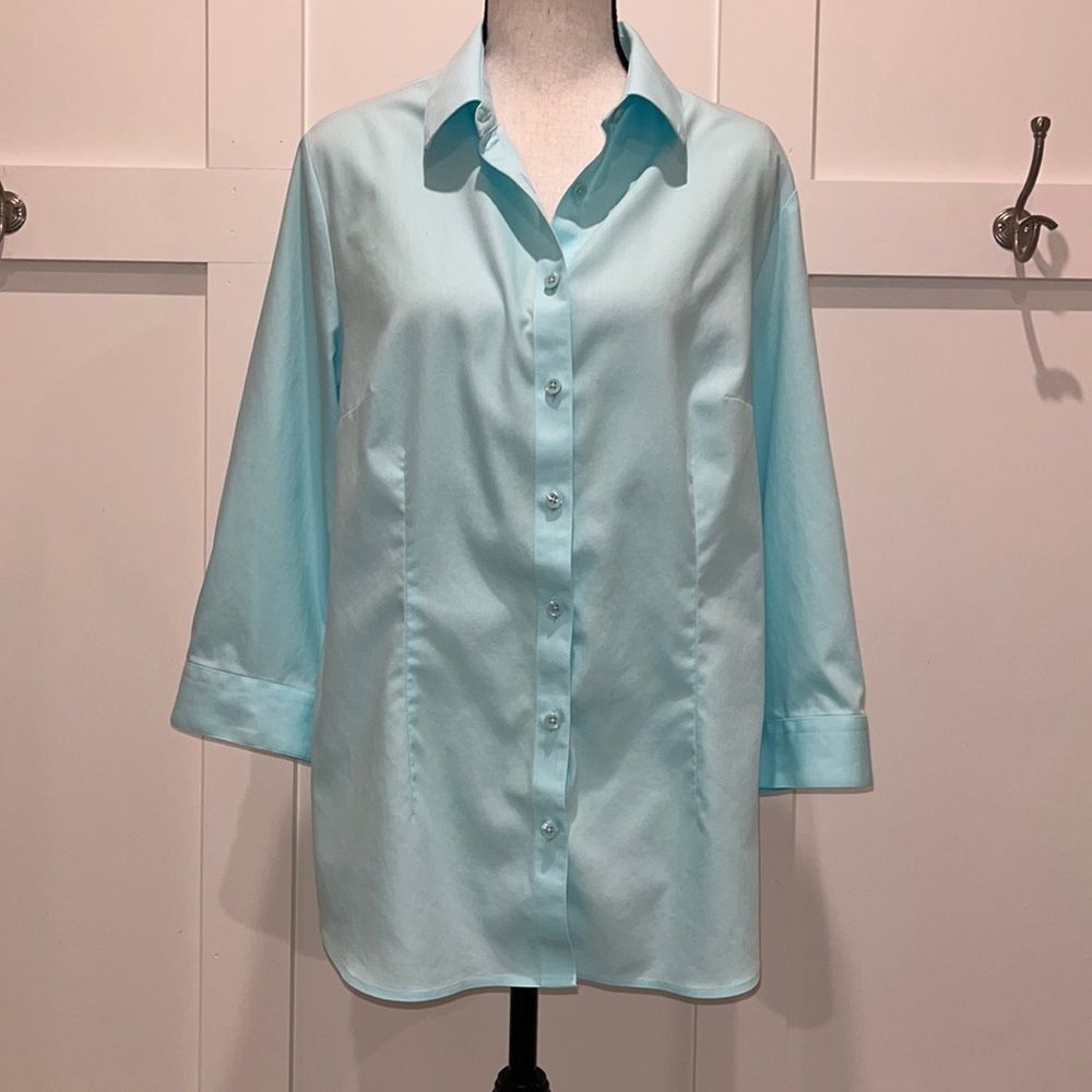 Coldwater Creek No iron long sleeve blouse